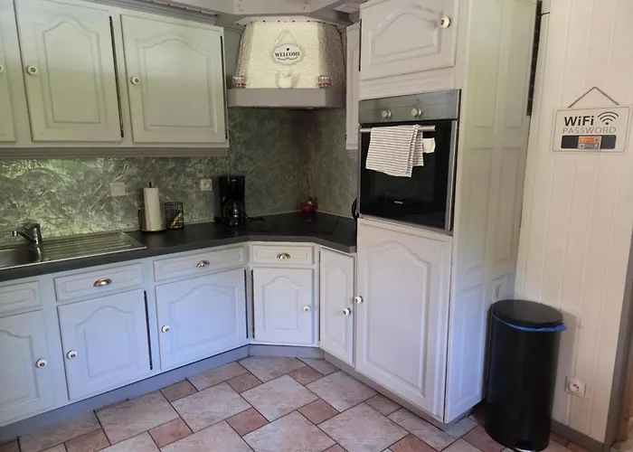 La Parenthèse Au Pays Du